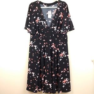 Torrid Butterfly Dress Flutter Sleeve Stretch Sz 2